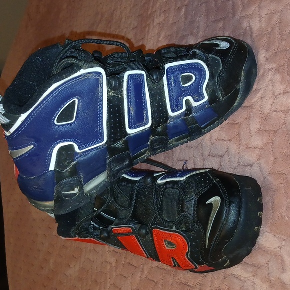 Nike - Picture 2 of 3